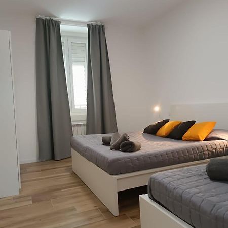 Апартаменты Casa Vacanze Mami Триест Экстерьер фото